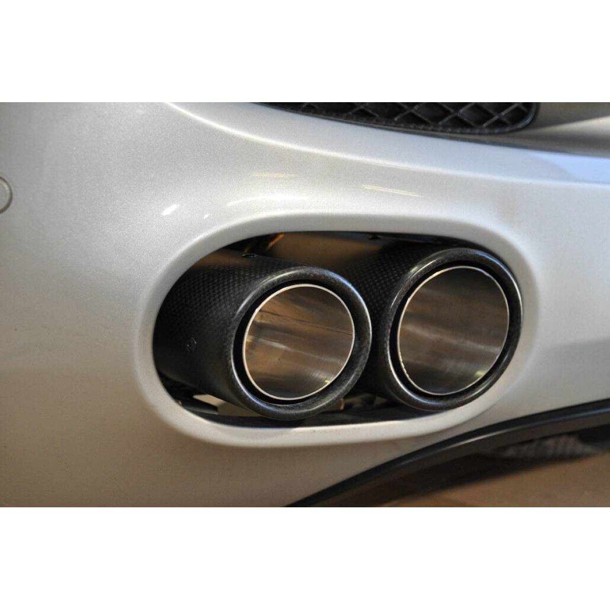 Audi R8 V8 Carbon Fibre Twin Exhaust Tailpipes